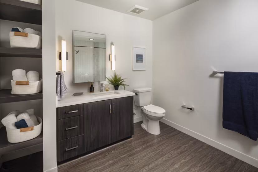Modern bathroom with sleek fixtures at Pierside South Apartments