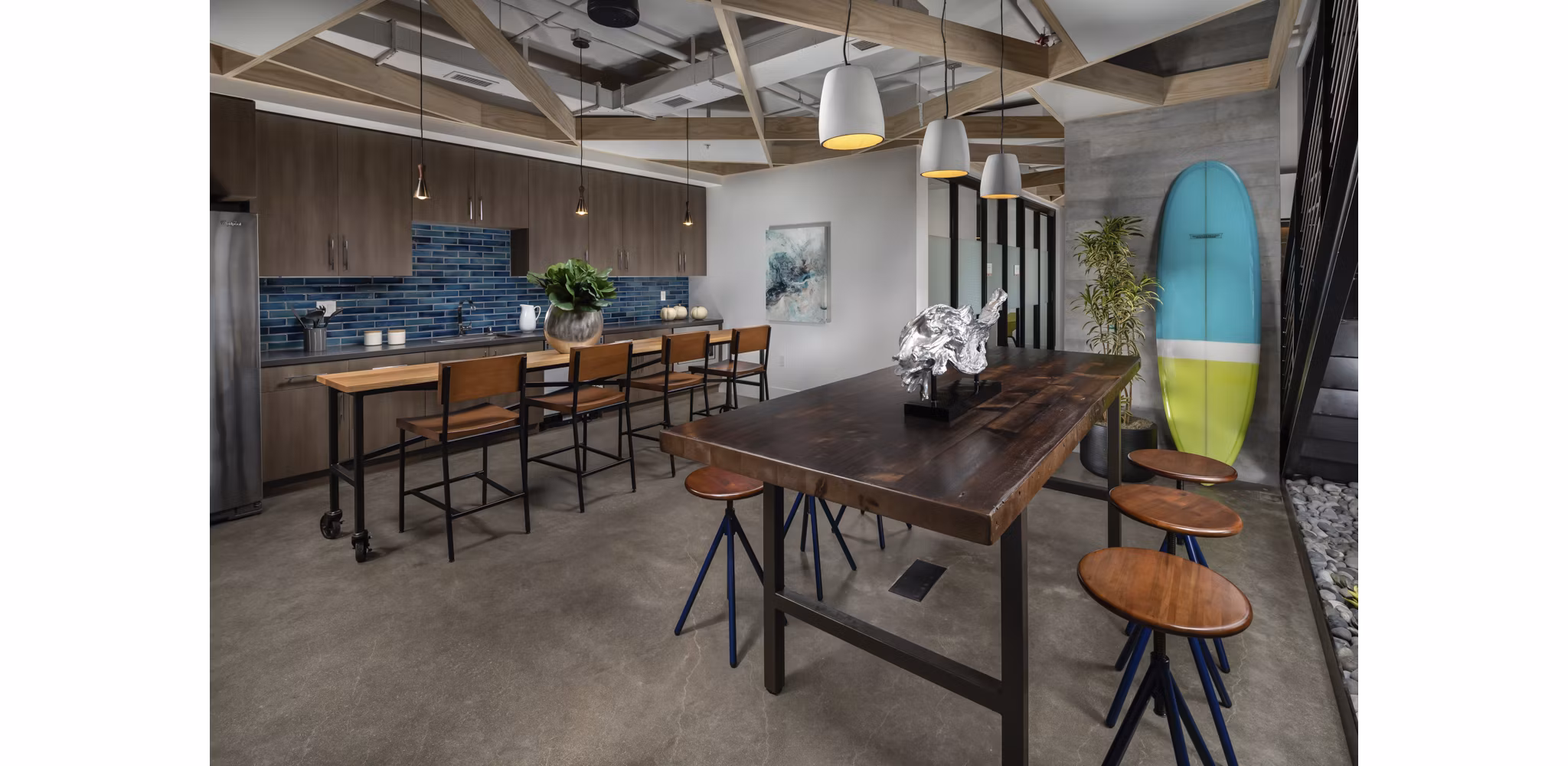 Clubhouse featuring modern decor and cozy seating at Pierside South Apartments