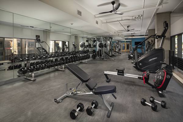 fitness center at Pierside South Apartments 