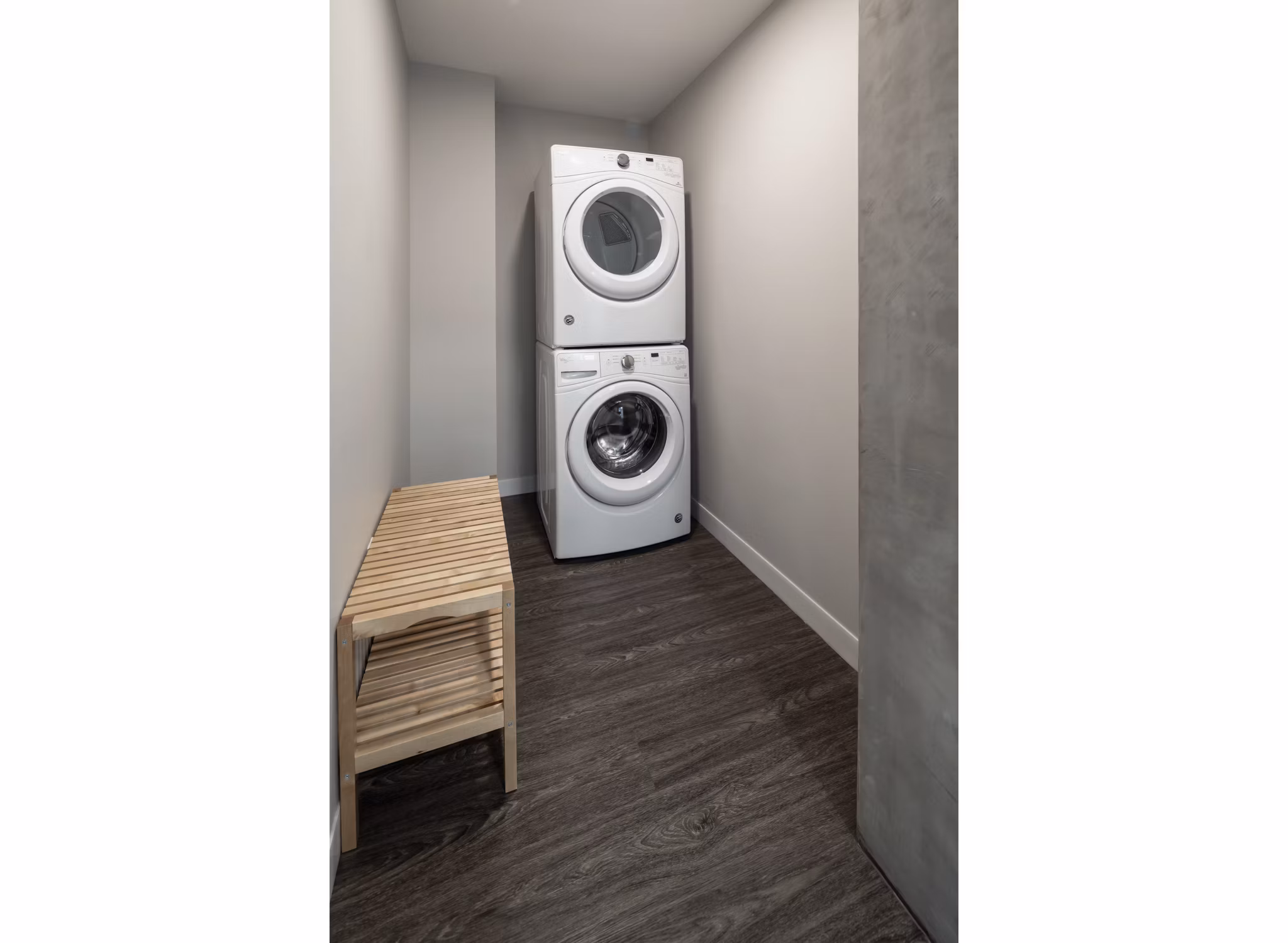 Washer and dryer in-unit at Pierside South Apartments in luxury apartment community
