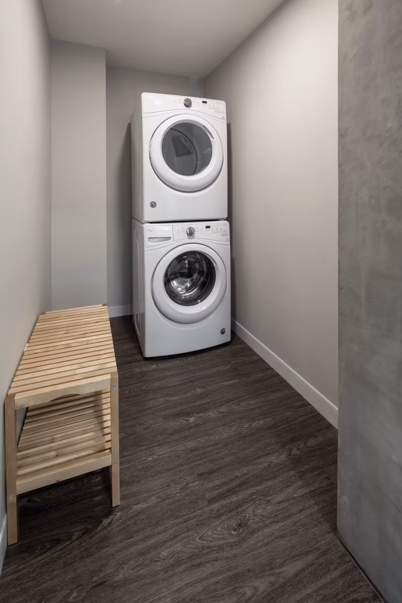 Washer and dryer in-unit at Pierside South Apartments in luxury apartment community