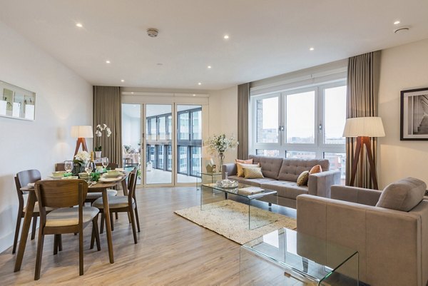 Living Room at Aldgate Place