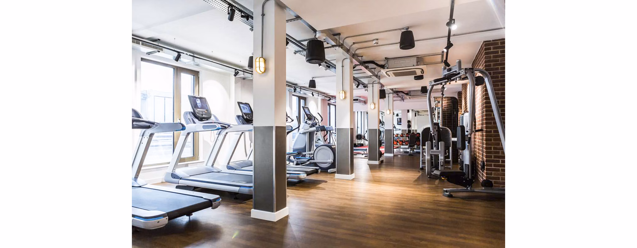fitness center at Chapter White City       