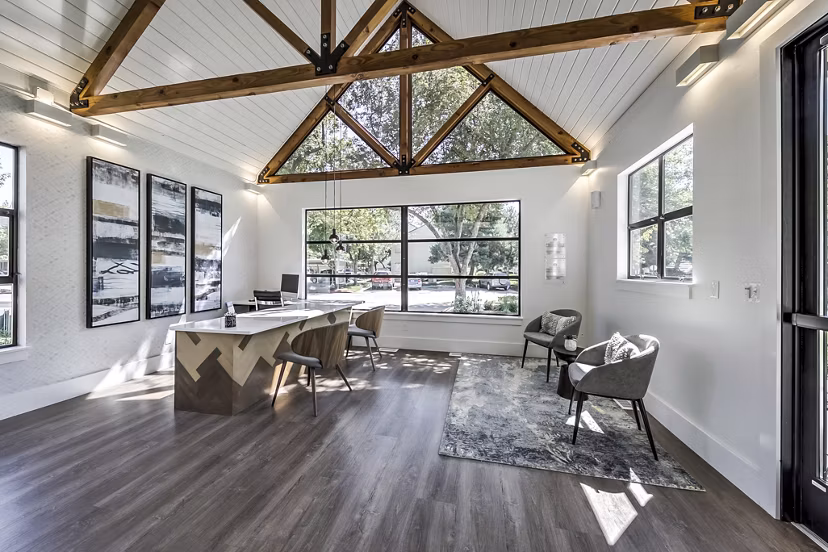 clubhouse at Reedhouse Apartments