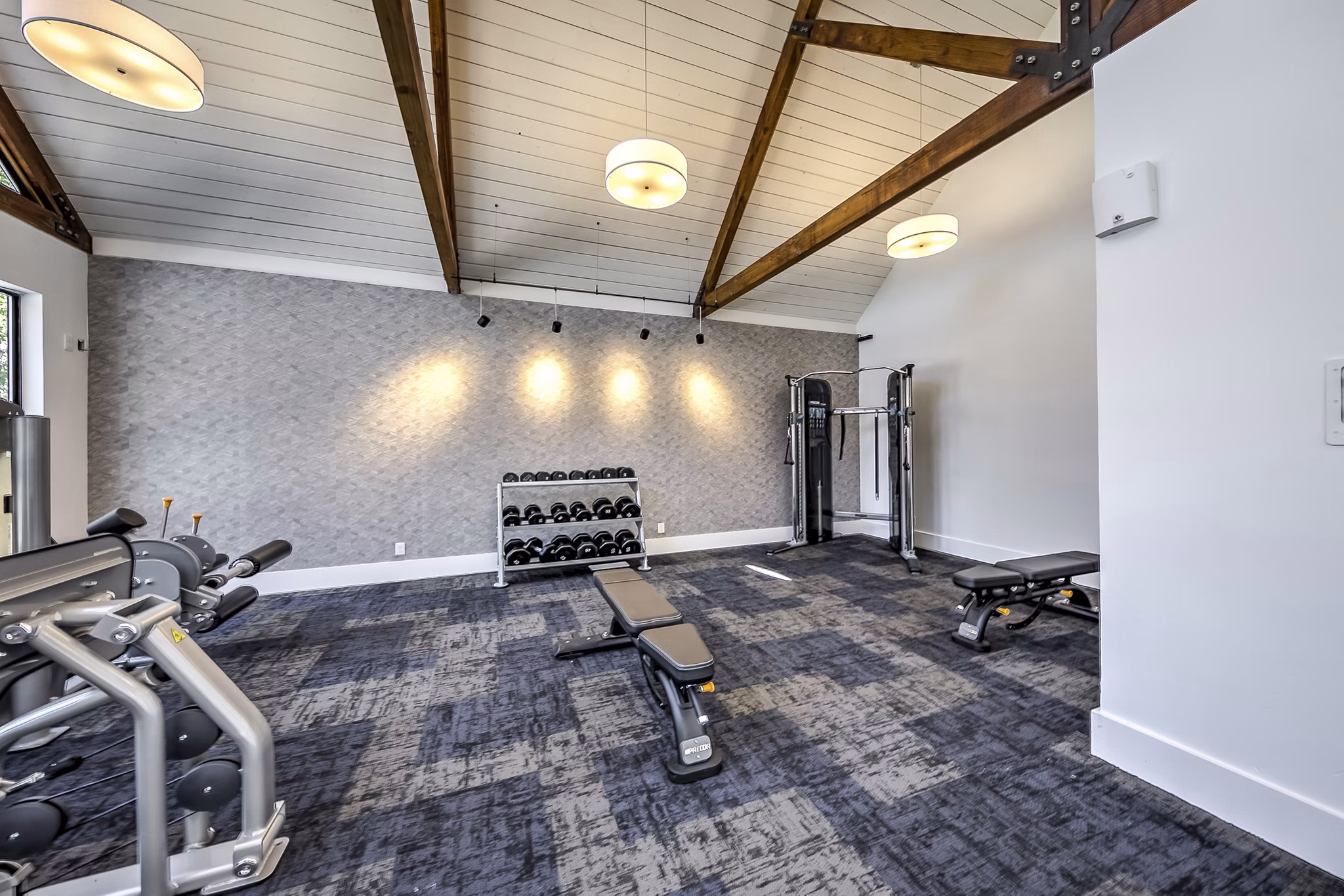 fitness center at Reedhouse Apartments