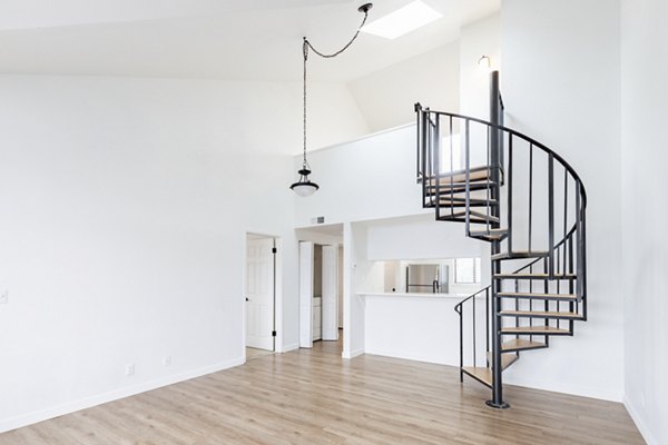 living room at Reedhouse Apartments 