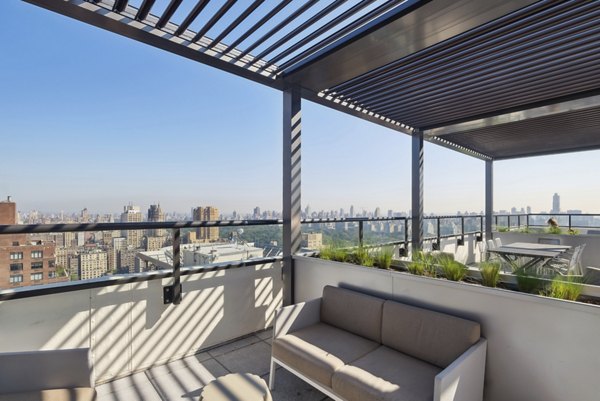 patio at Two Lincoln Square Apartments