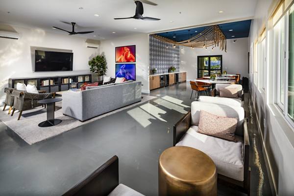 clubhouse/lobby at Seacrest Apartment Homes