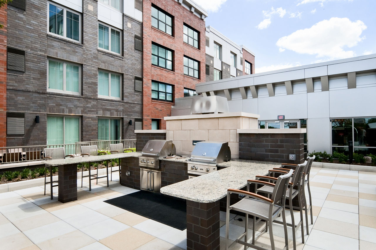Grill area at Estuary Apartments
