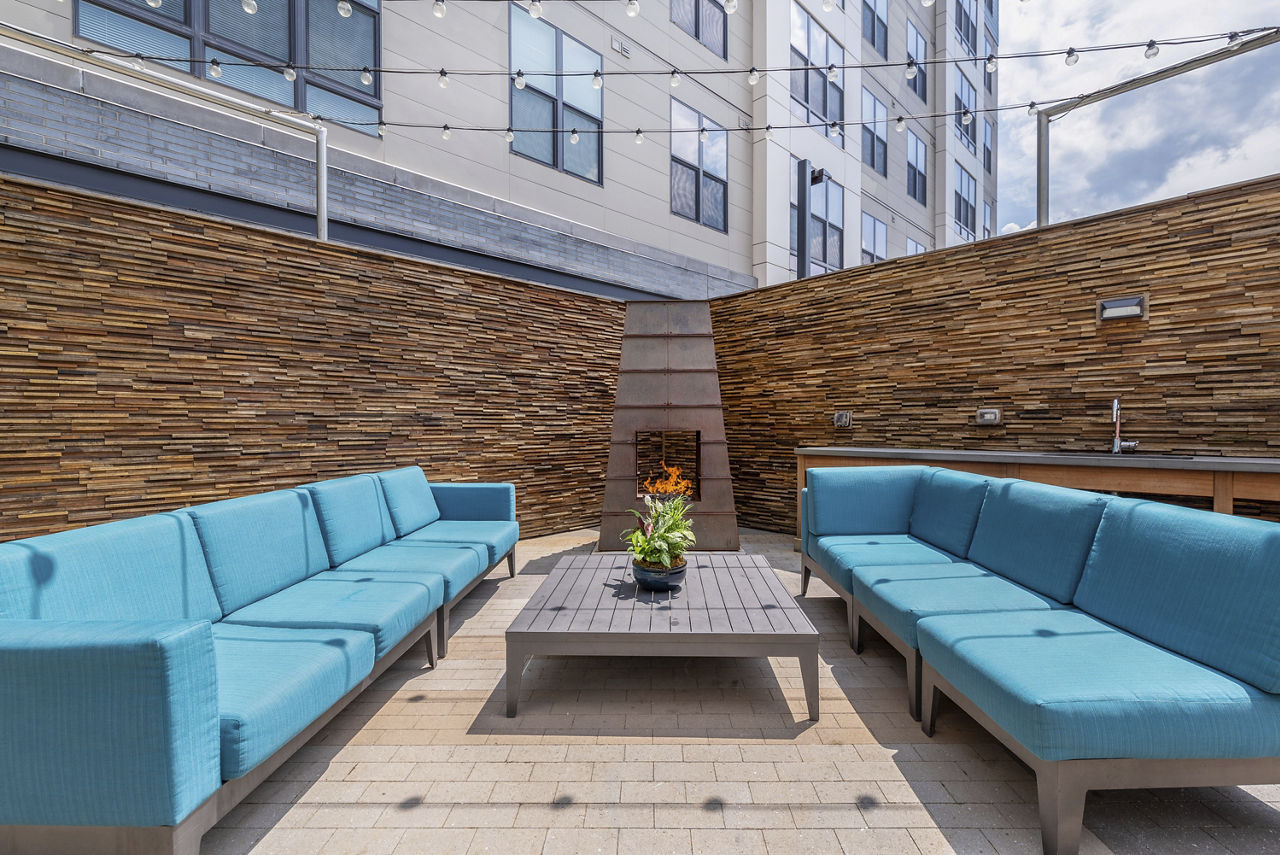 Grill area at West Of Chestnut (3 of 3)