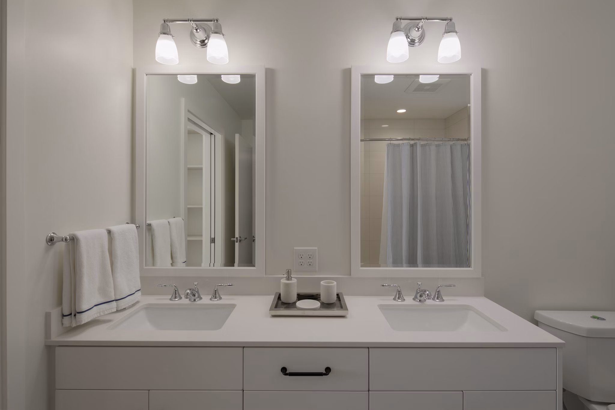 Bathroom featuring modern fixtures and elegant design at Mera Apartments