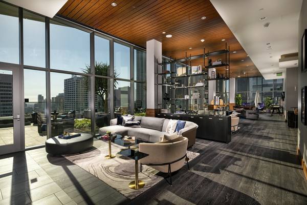 clubhouse at Park Fifth Tower Apartments