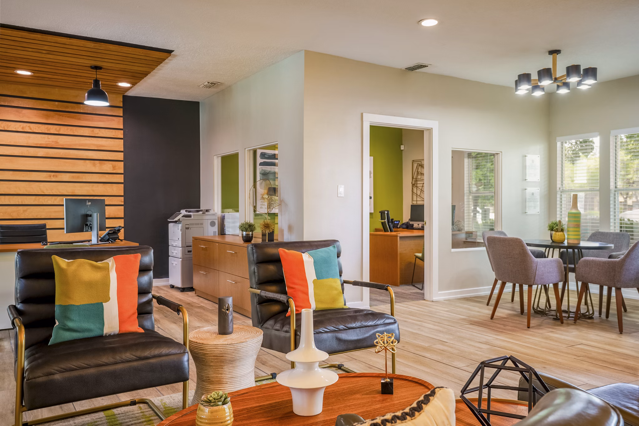 clubhouse at Spring Park Apartments 