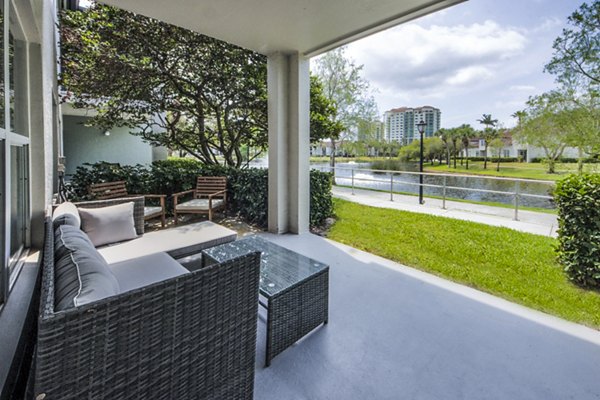 patio at Mira Flores Apartments