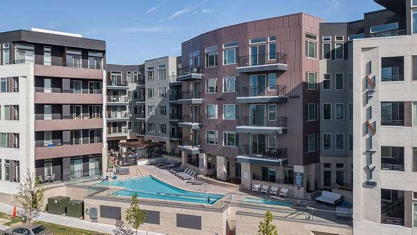 exterior at Infinity LoHi Apartments