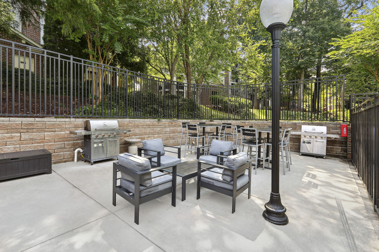Grill area at Finley At Fairfax Corner