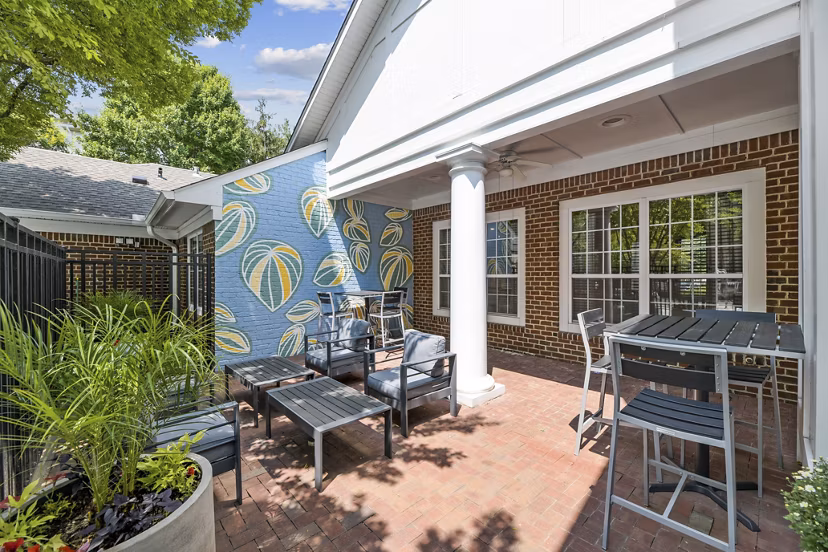 grill area at Finley at Fairfax Corner Apartments