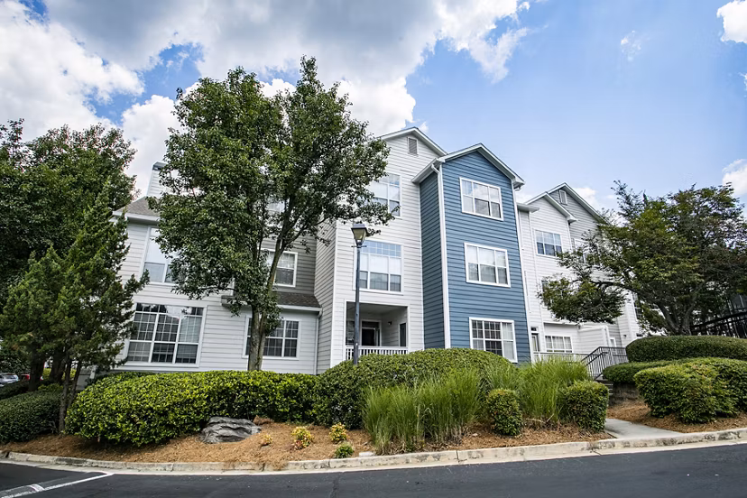 The Prato at Midtown: Luxury apartment in Atlanta featuring modern architecture