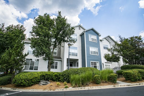 The Prato at Midtown: Luxury apartment in Atlanta featuring modern architecture