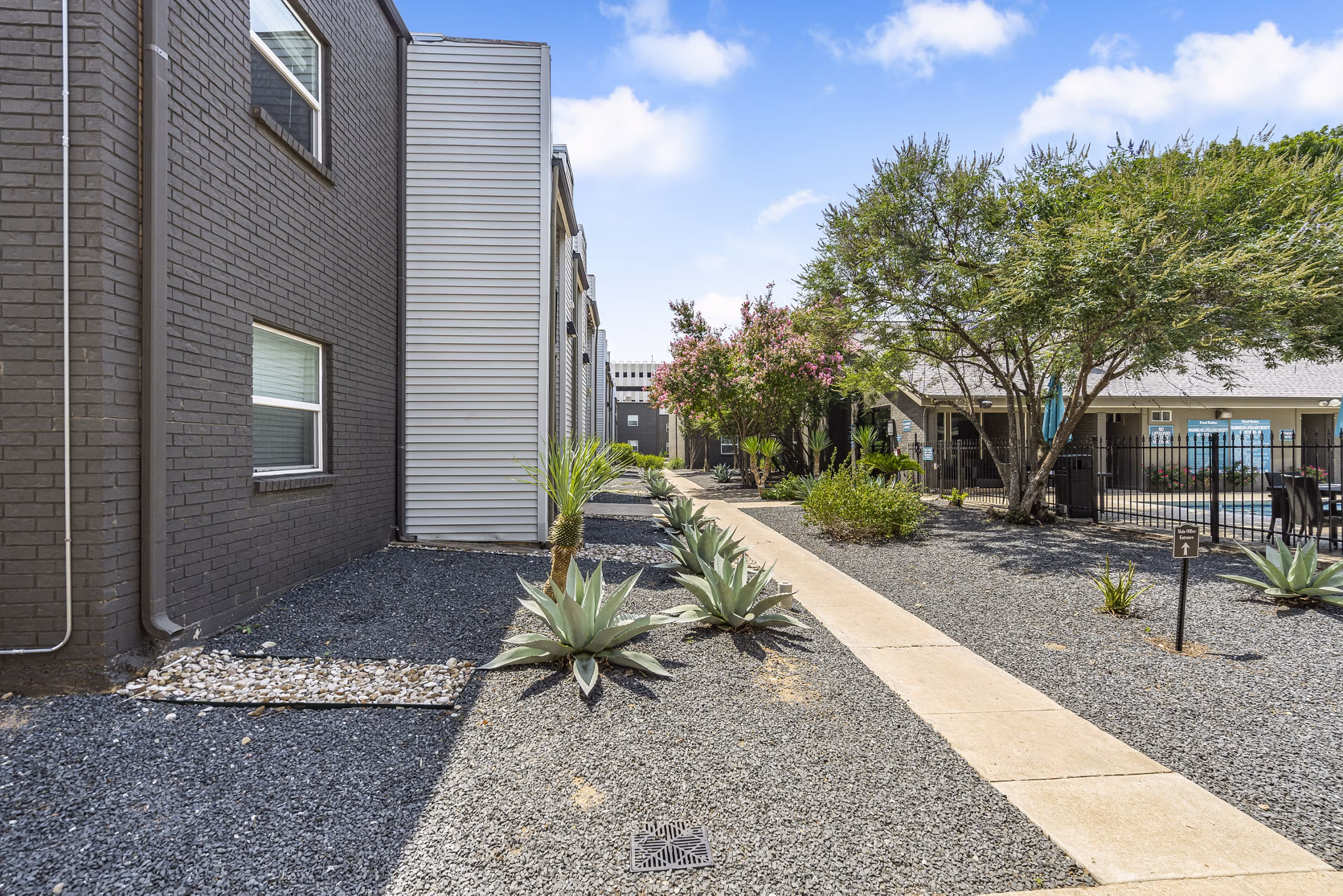 exterior at Waterloo Flats Apartments