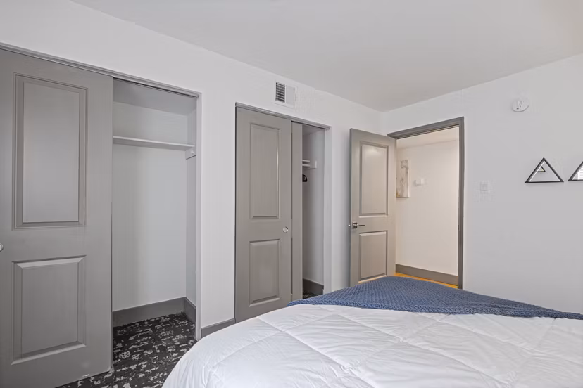 bedroom at Waterloo Flats Apartments
