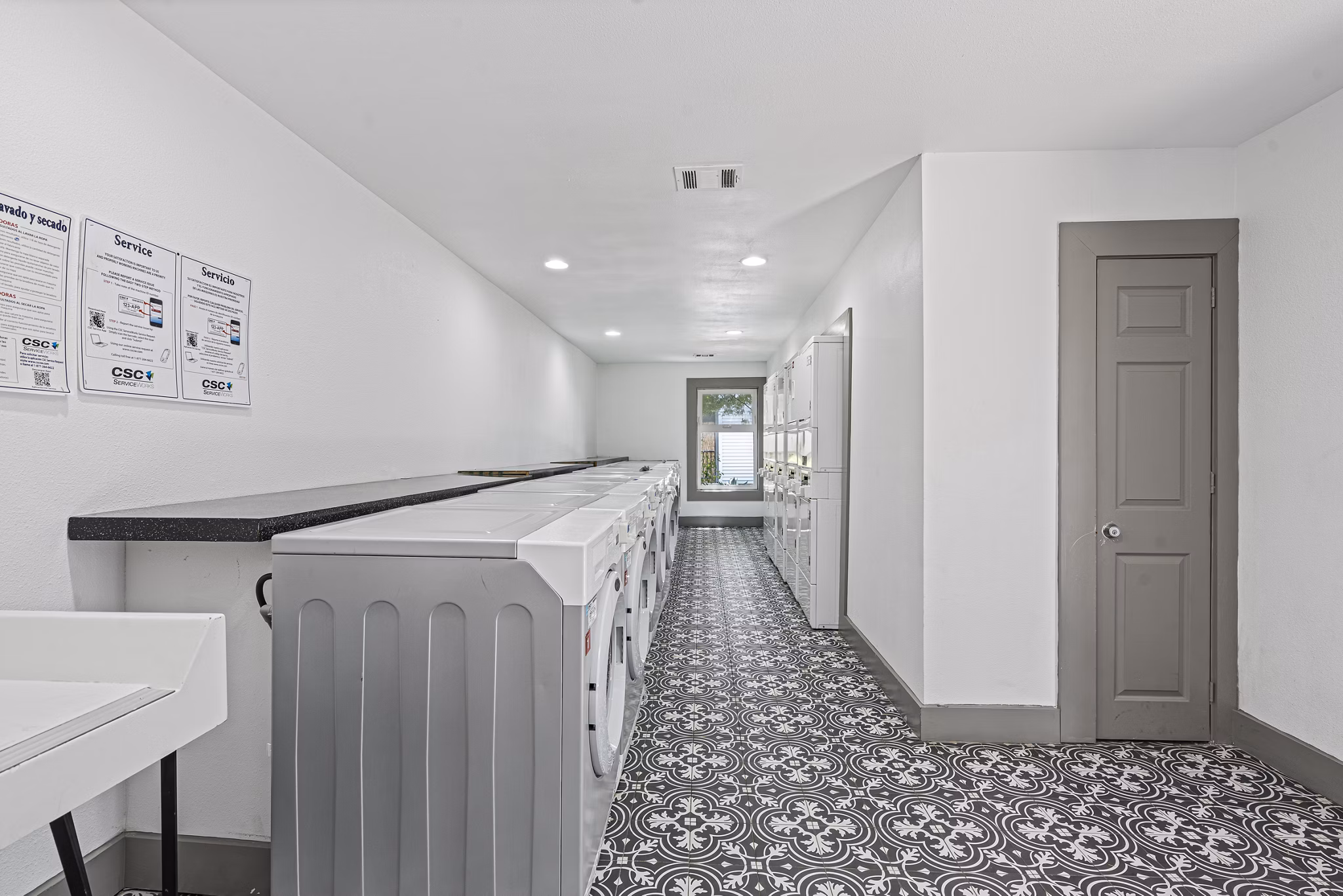 laundry facility at Waterloo Flats Apartments