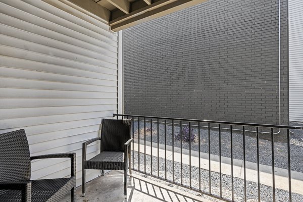patio at Waterloo Flats Apartments