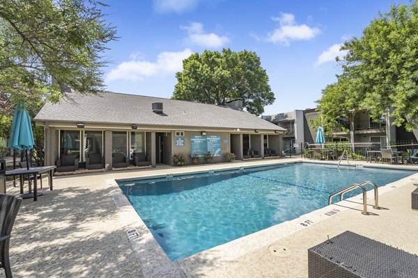 pool at Waterloo Flats Apartments