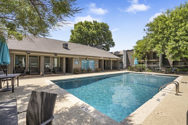 pool at Waterloo Flats Apartments