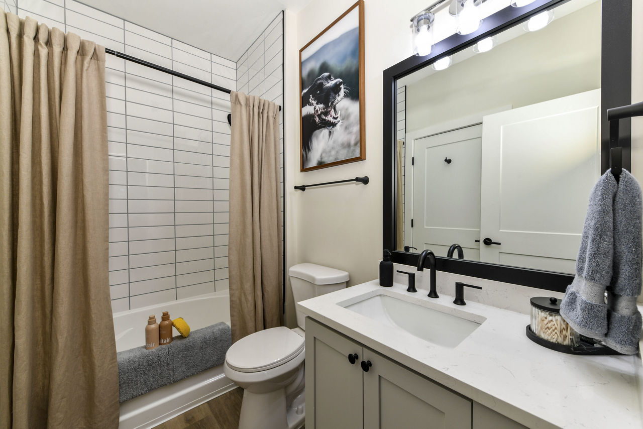 Avana on Main 28 of 29