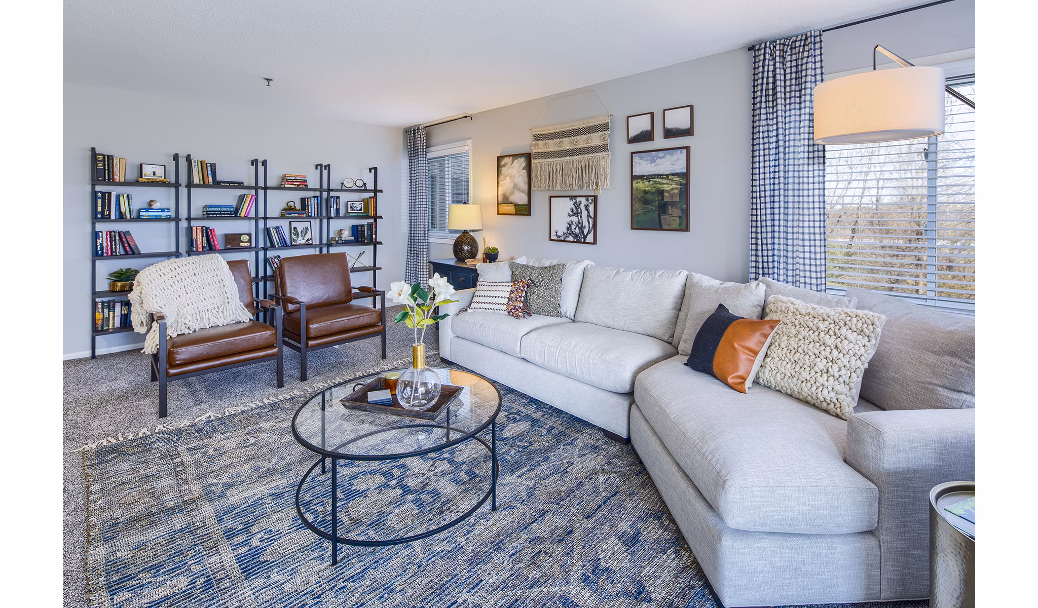 Modern living room with stylish decor at Avana Southview Apartments