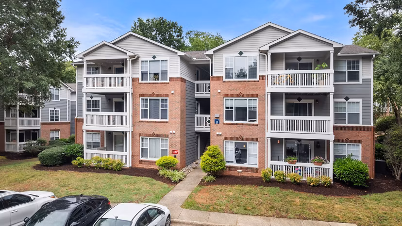 exterior at Autumn Woods Apartments 