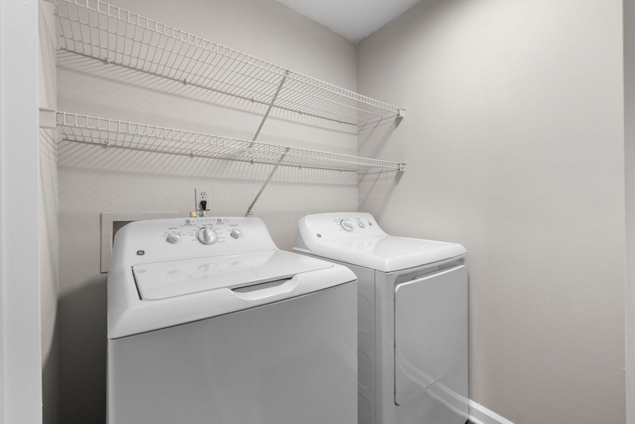 Laundry room at Autumn Woods