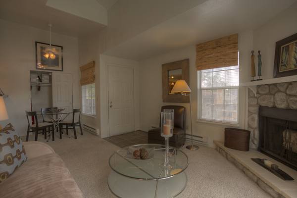 living room at Riverstone Apartments