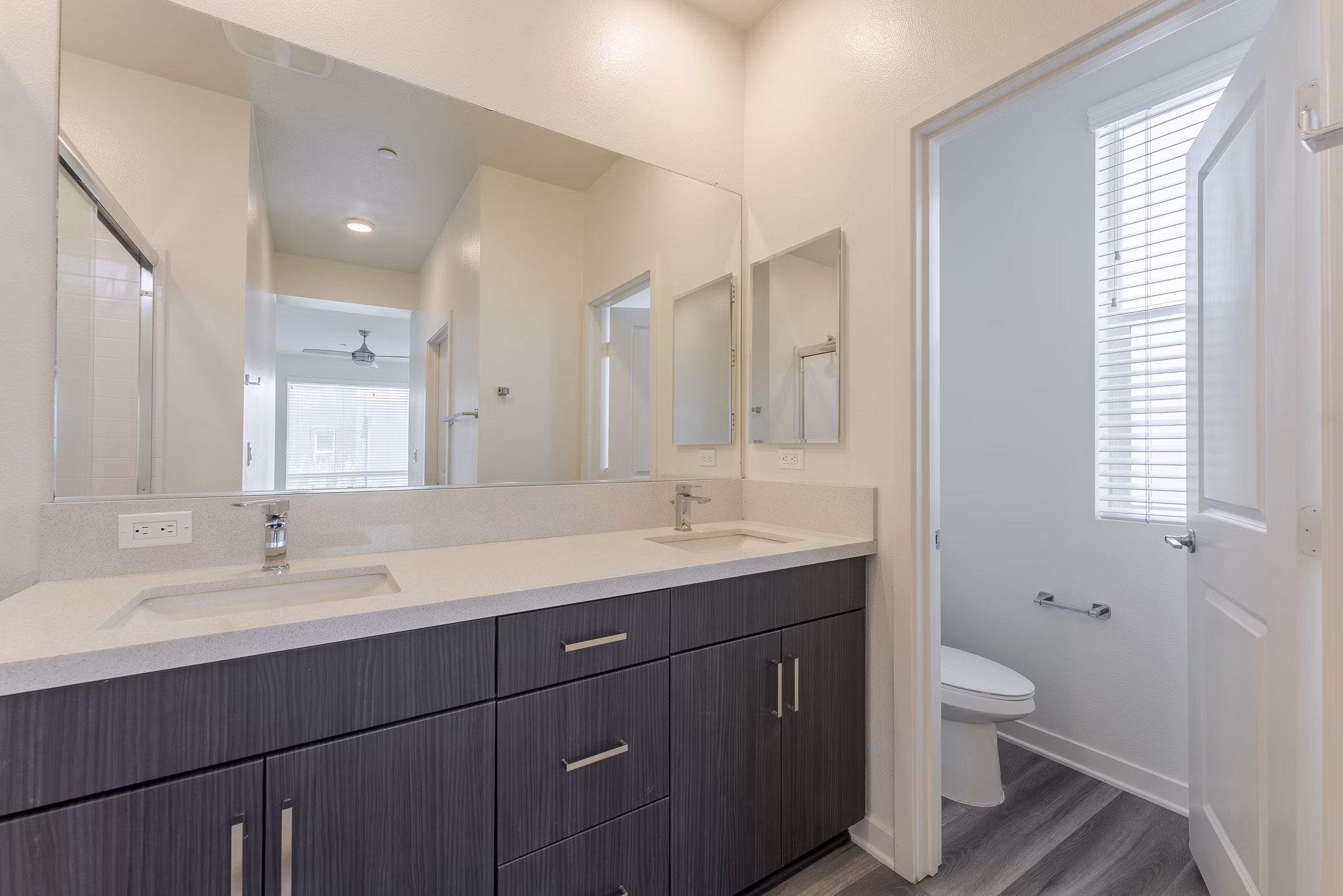 bathroom at Anden Apartments