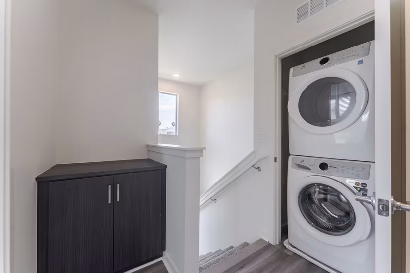 laundry facility at Anden Apartments
