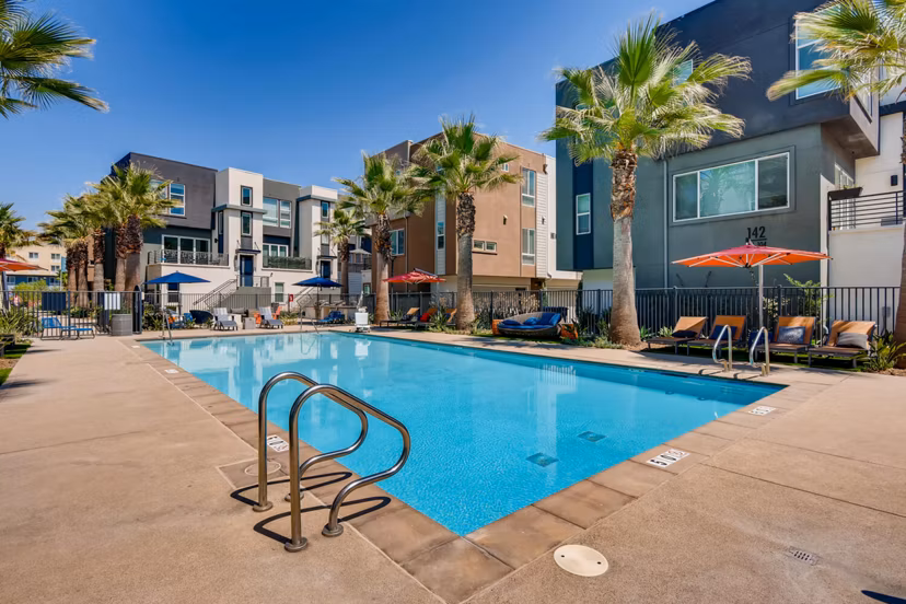 pool at Anden Apartments