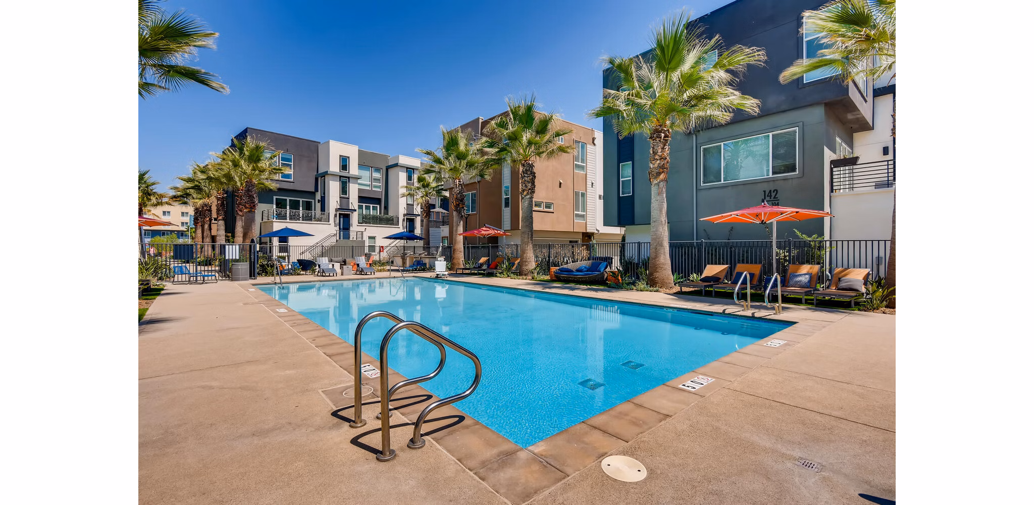pool at Anden Apartments
