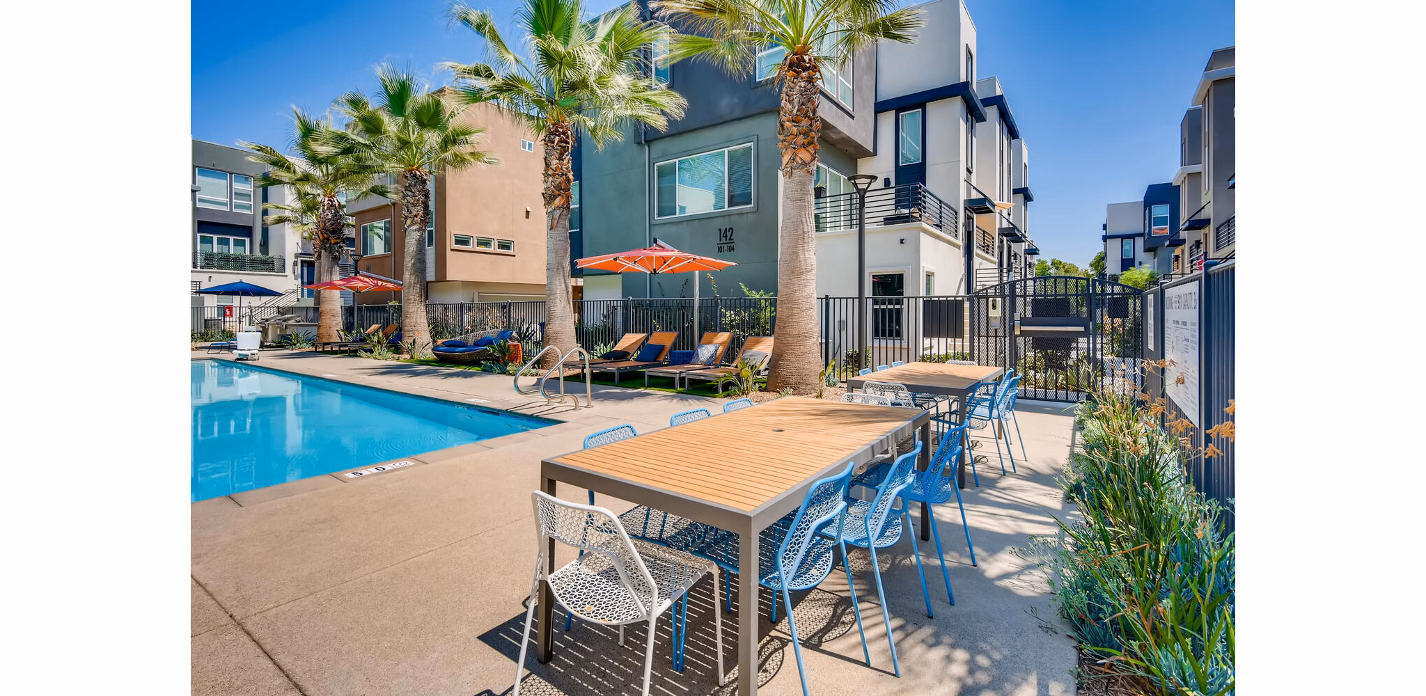 pool at Anden Apartments