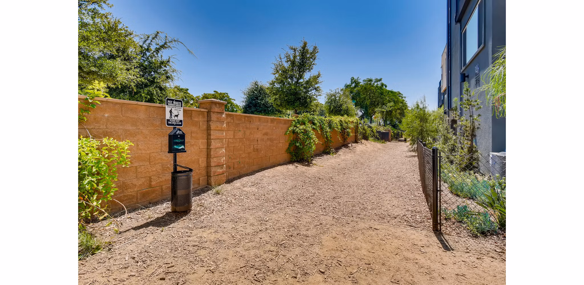 dog park at Anden Apartments