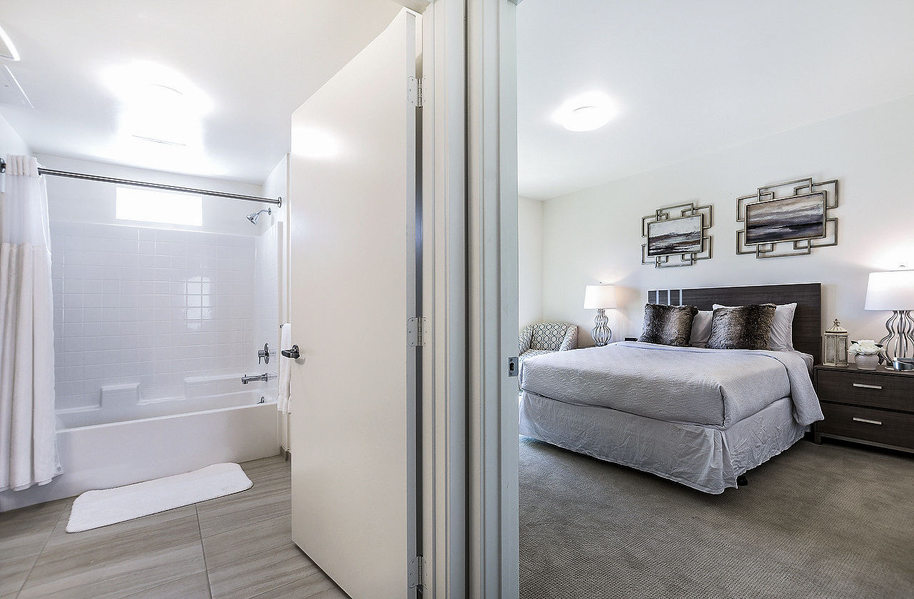 CC Tan Center Apartments 37 of 40