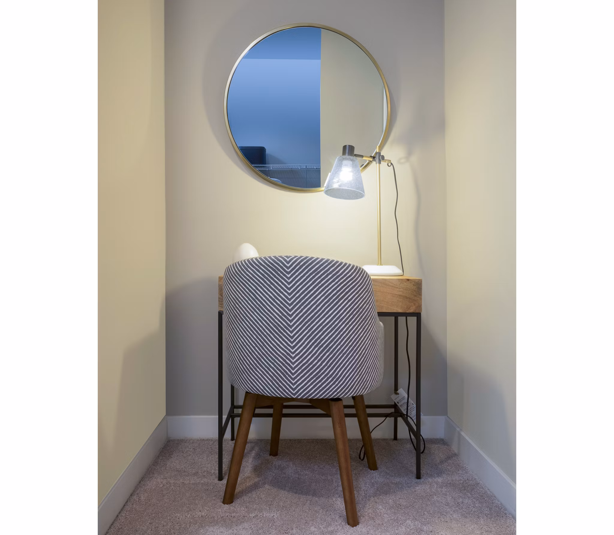 Modern office area featuring spacious workstations at Ridge at Robinson Apartments