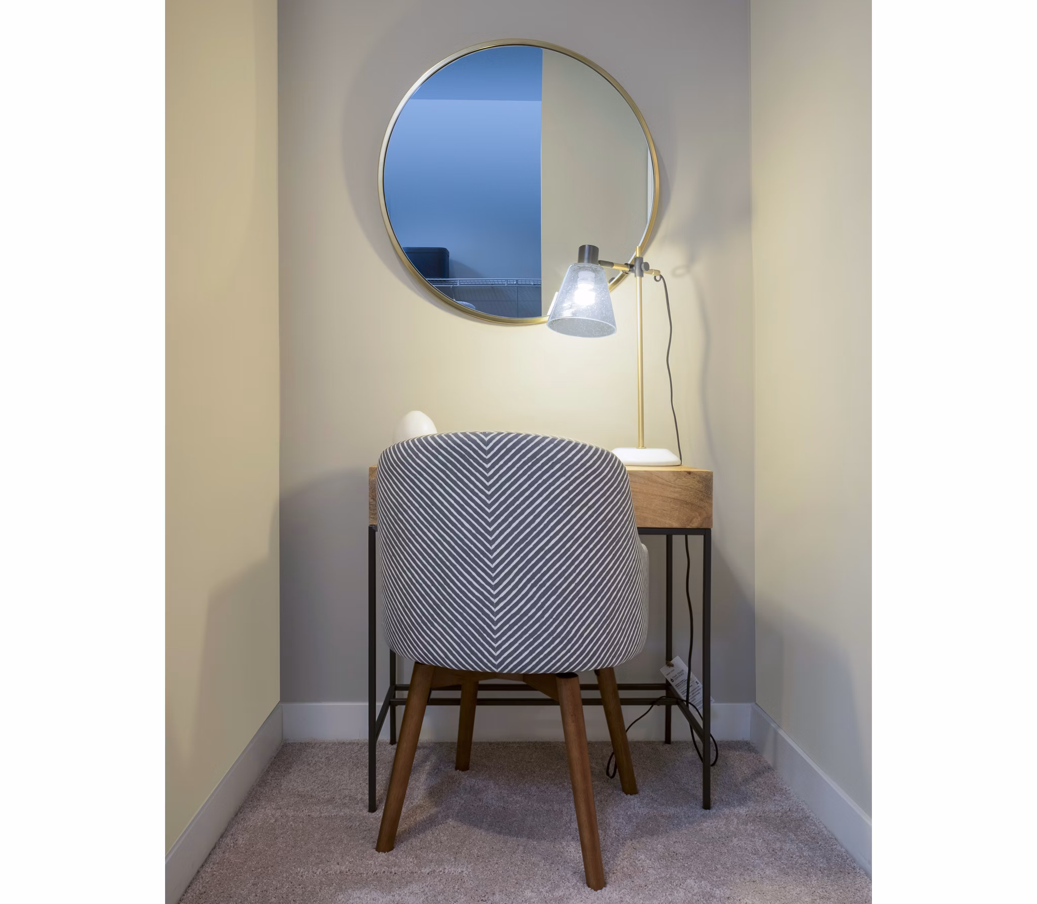Modern office area featuring spacious workstations at Ridge at Robinson Apartments