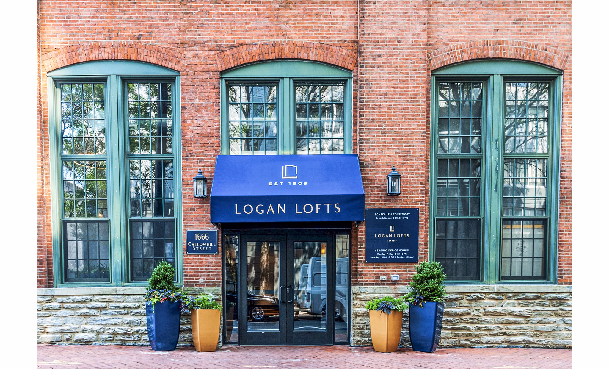 Logan Lofts: Elegant building of luxury apartments in vibrant urban neighborhood