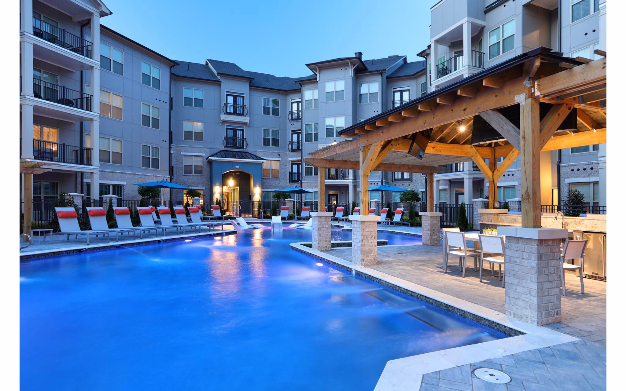 Property images of Avia