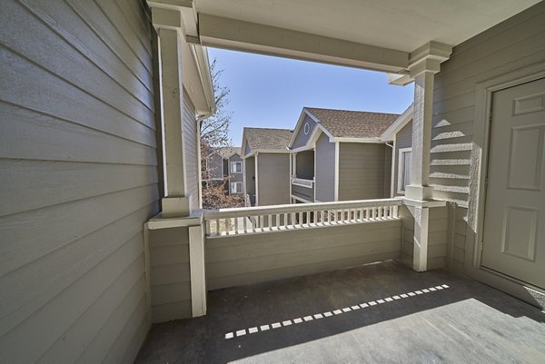 patio at The Hamptons Apartments