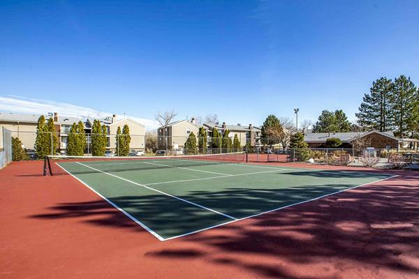 tennis court at The Huntington Apartments
