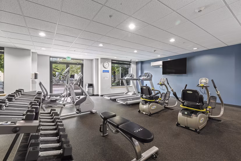fitness center at Destinations Lynnwood an Overture Community Apartments