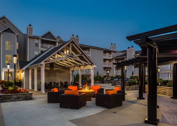 Modern luxury apartments at Mountain View Crossing offer stunning architectural design