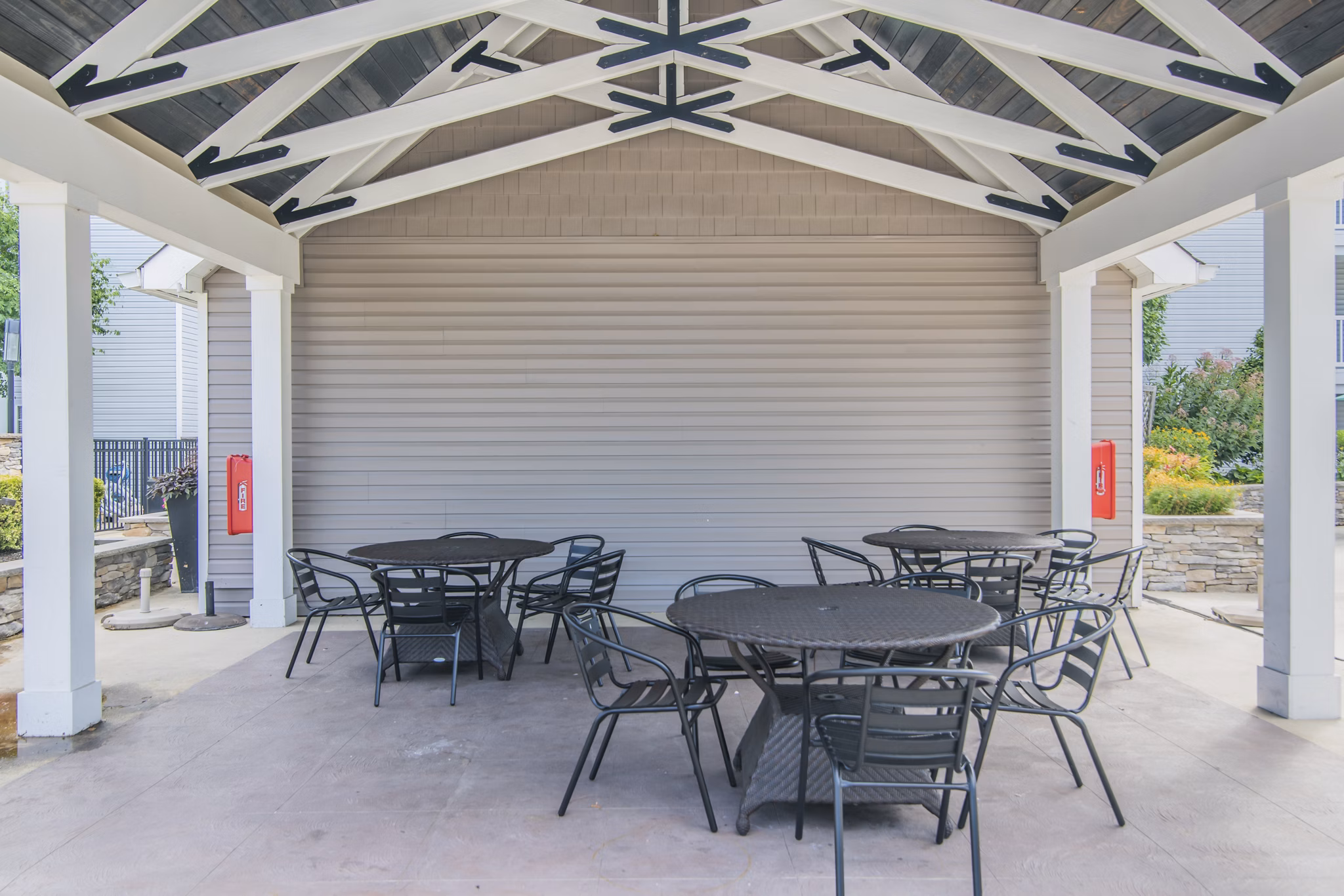 grill area at Mountain View Crossing Apartments 